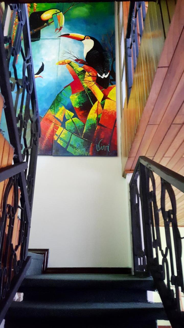 Vida Tropical Bed and Breakfast Alajuela Exteriör bild