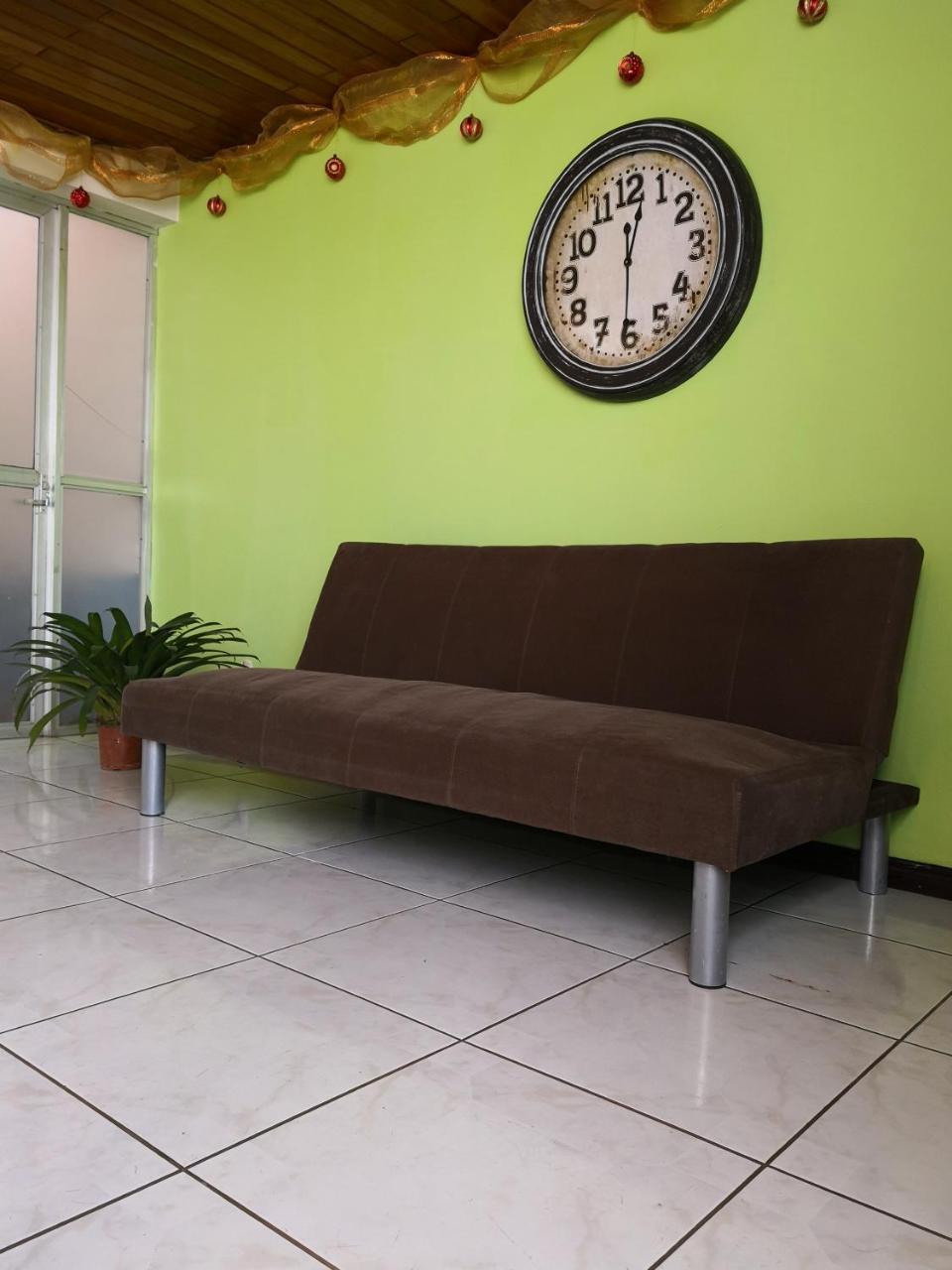 Vida Tropical Bed and Breakfast Alajuela Exteriör bild