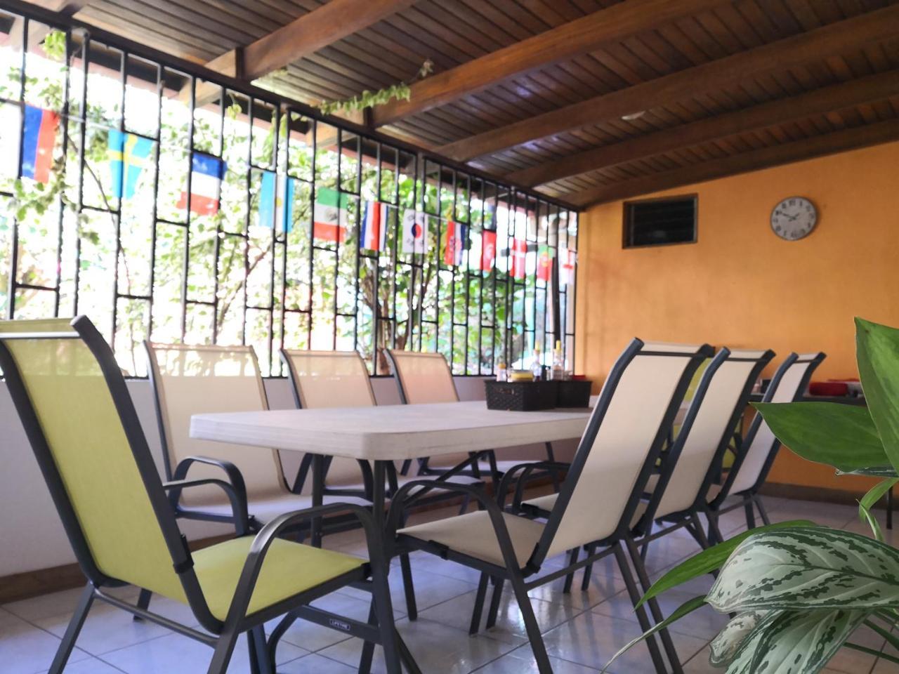 Vida Tropical Bed and Breakfast Alajuela Exteriör bild